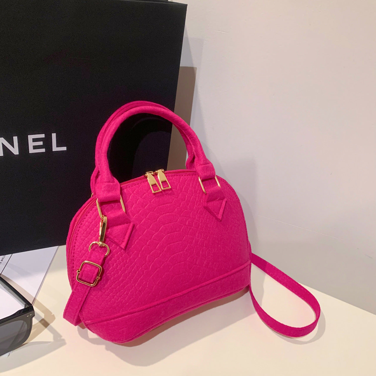 Spring New Fashion Retro Hand-held Shoulder Crossbody Bag For Women